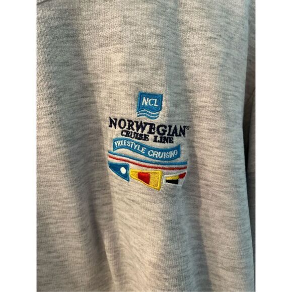 Norwegian Freestyle Cruising Gray Embroidered Sweatshirt sz L EUC - Picture 1 of 5